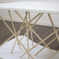 Ishi Desk -Slide Sales AMITCZ 008 B20180306 7770 17a55c5