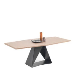 Dasar Jr Dining Table