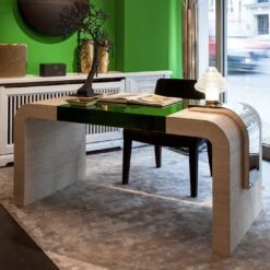 02.03 Collection Green Writing Desk -Slide Sales Write desk ambientato